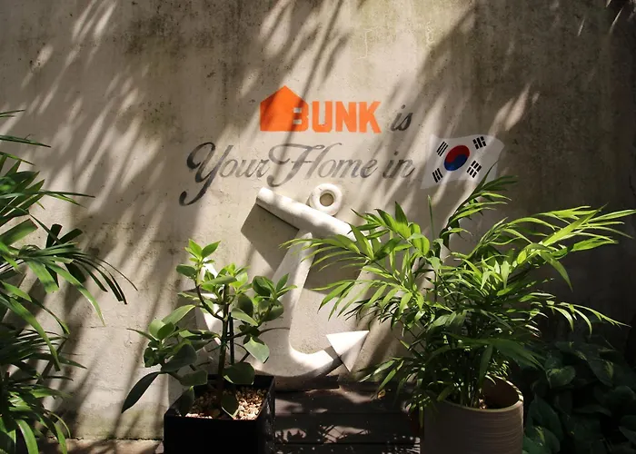 Bunk Guesthouse Hongdae Seoul